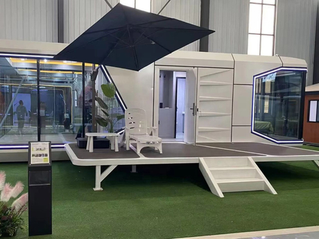 Modular Space Capsule House