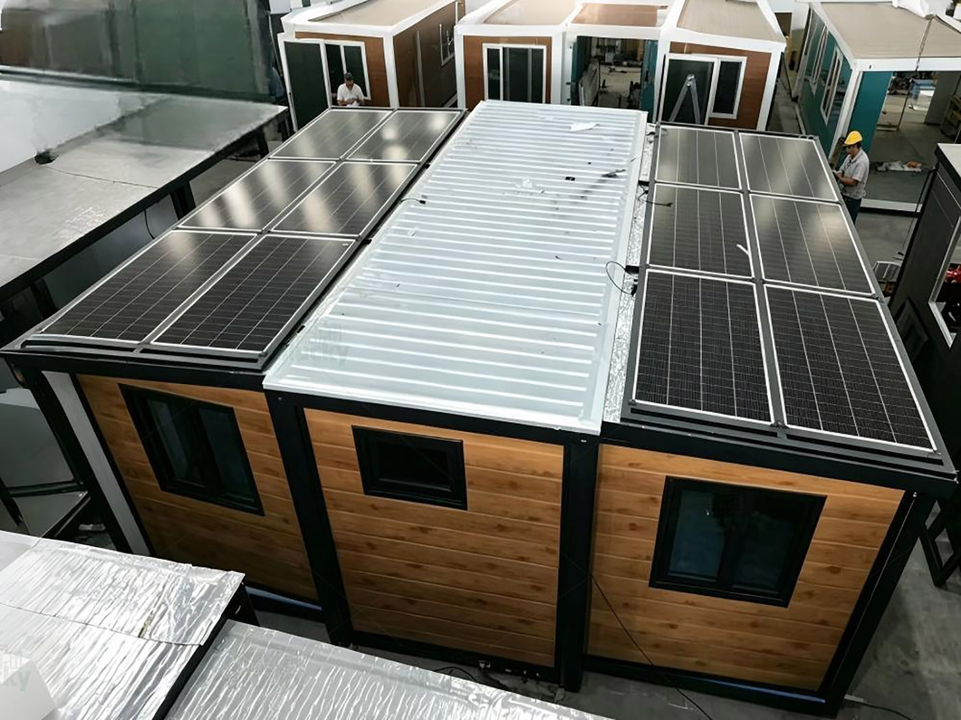 Off-Grid Solar Prefab Container House for Living