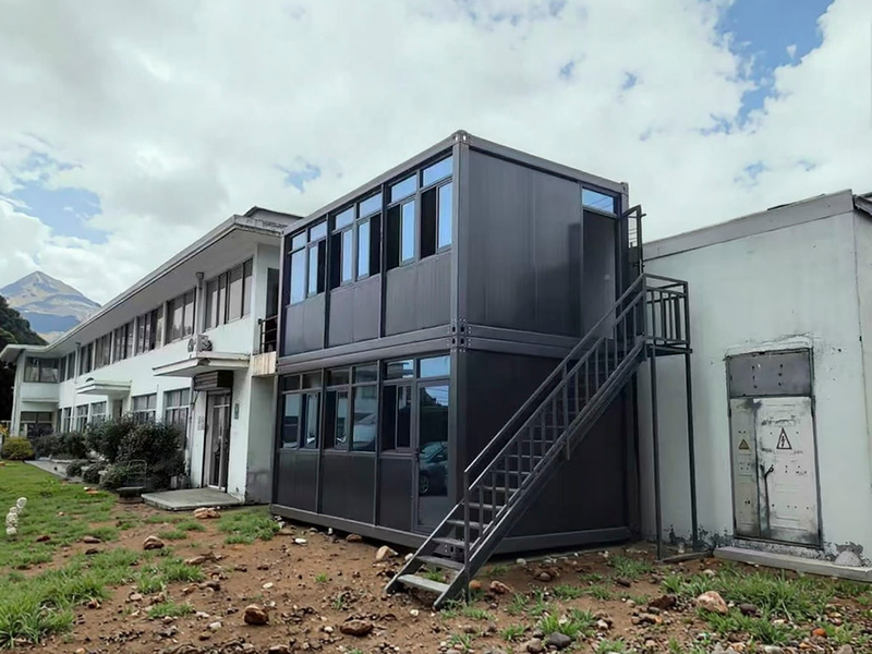 Multi-story Prefab Container Building for Office